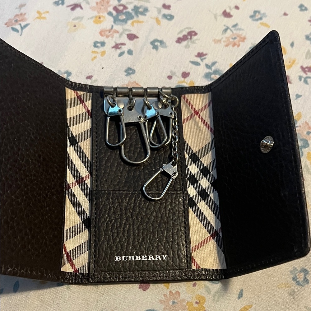 Burberry Black Leather Key Organizer